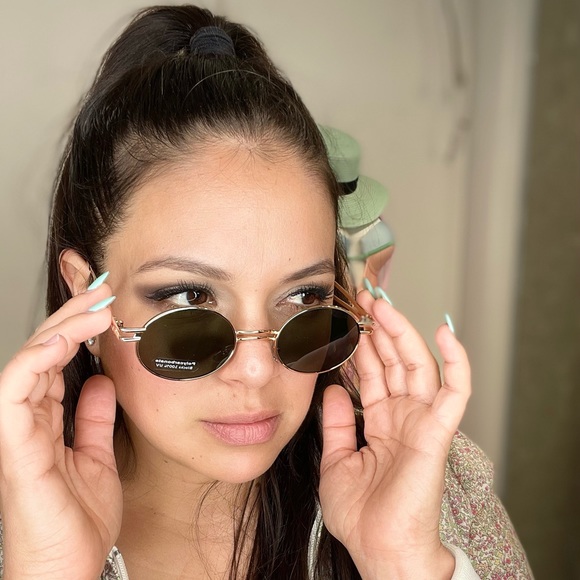 Green lenses gold round frame double bridge nose sunglasses - Picture 3 of 9